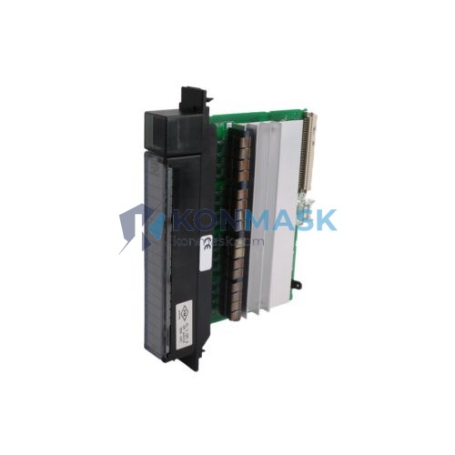 GE Fanuc IC697MDL740 Series 90-70 - Front Panel and Connectivity View