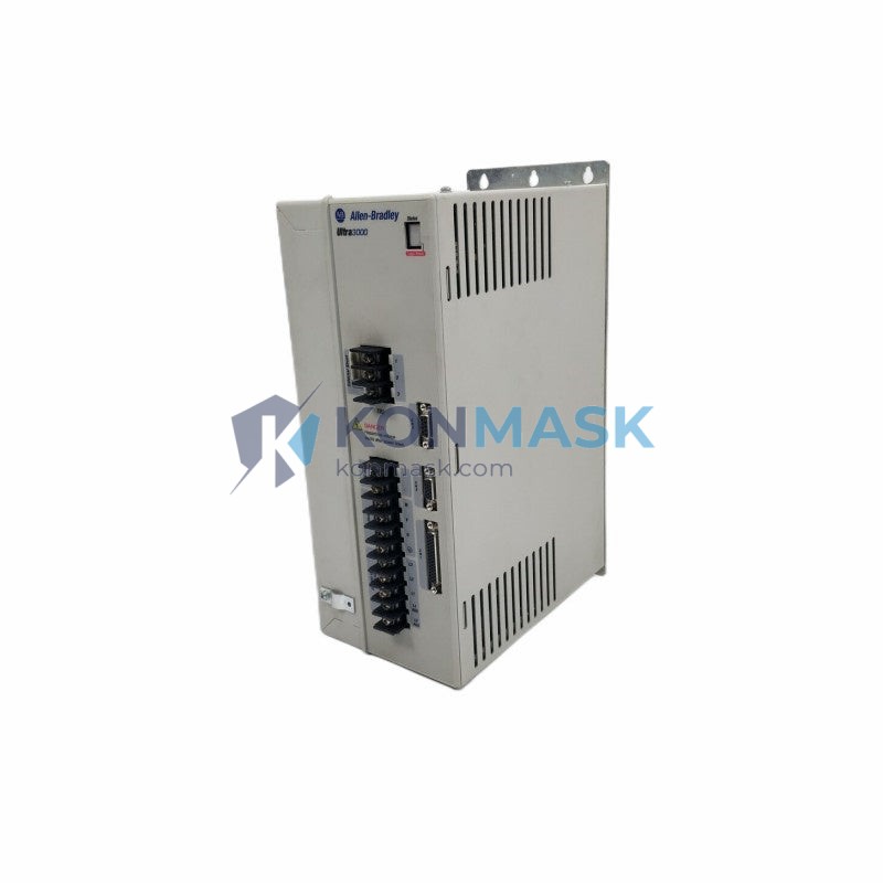 PLC 2098-DSD-HV030-SE - Front Panel and Connectivity View