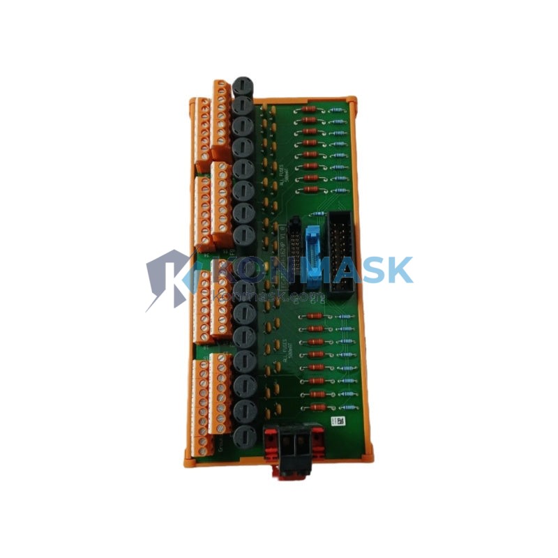 Honeywell FC-TSGASH-1624P Safety Manager / HC900 FTA Series - Front Panel and Connectivity View