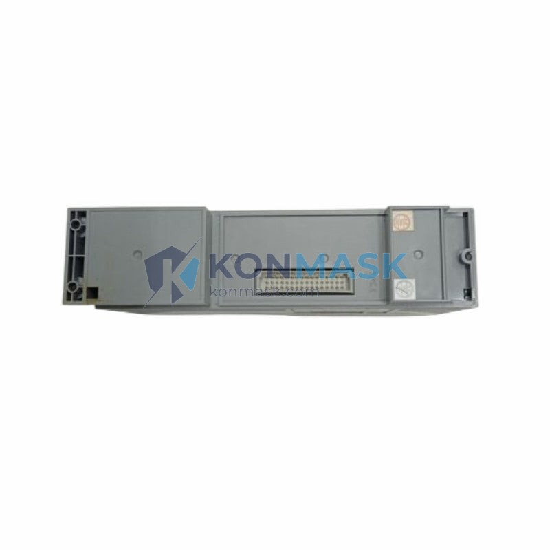 YOKOGAWA PW481-10 S2 - Front Panel and Connectivity View