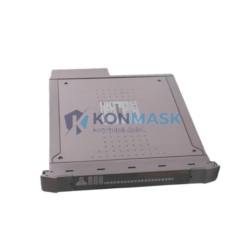 ICS Triplex T8901 Trusted - Front Panel and Connectivity View